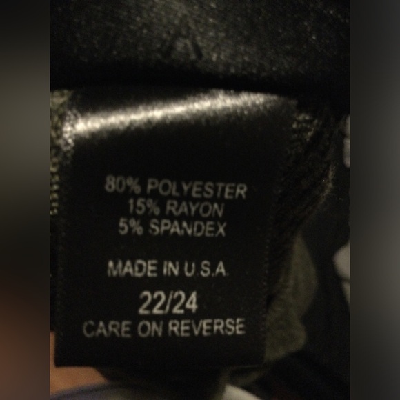 Ashley Stewart cold shoulder long sleeves sweater size 22/24 - Picture 4 of 4